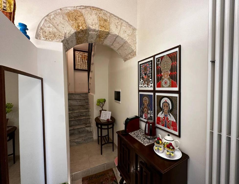 Enchanting Room In Bari Old Town Esterno foto